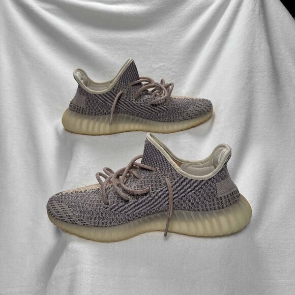 Adidas Yeezy Boost 350 V2 “Ash Pearl” | Men’s Size 11.5 - Picture 3 of 9